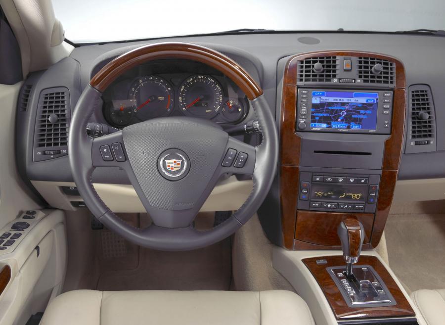  Cadillac SRX 2004 года  (фото 61 из 103)